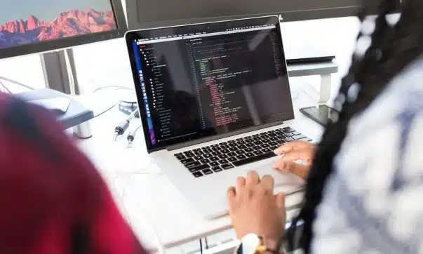 Découvrez les meilleures plateformes en ligne pour maîtriser le développement web