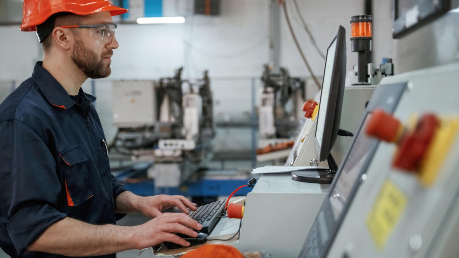 Comment choisir un PC fanless industriel pour votre environnement de production ?